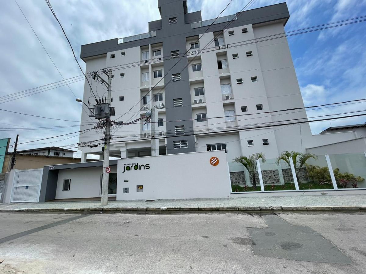 Apartament Apartamento Com Piscina No Centro Ubatuba Zewnętrze zdjęcie